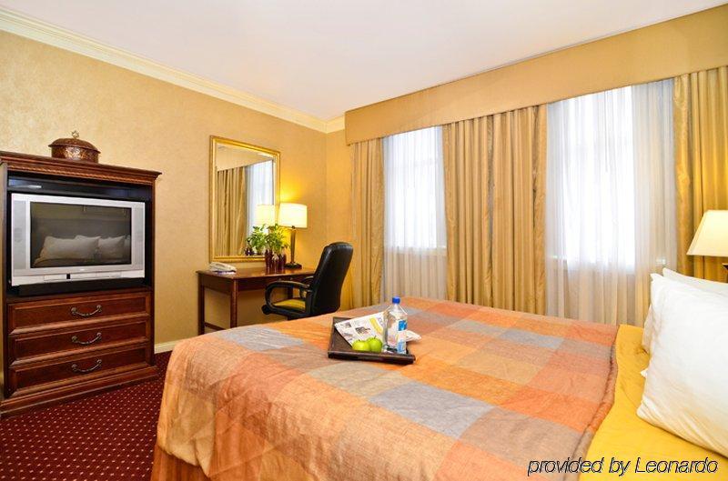 Fairfield Inn & Suites By Marriott Milwaukee Downtown Room photo