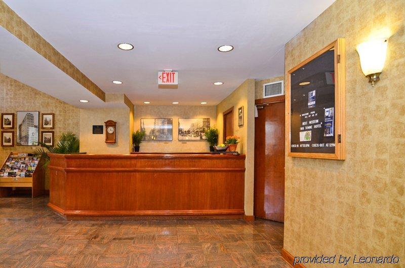 Fairfield Inn & Suites By Marriott Milwaukee Downtown Interior photo
